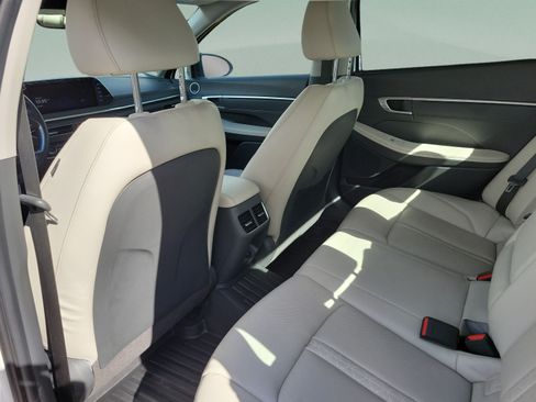 Used 2023 Hyundai Sonata Limited FWD image 6