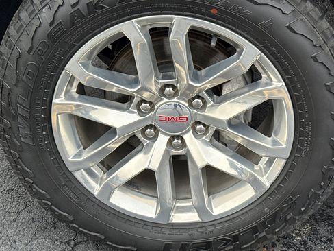 Used 2019 GMC Sierra 1500 SLT w/ SLT Premium Plus Package image 11