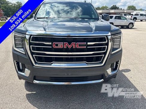 Used 2021 GMC Yukon SLT w/ SLT Premium Package AWD/4WD image 9