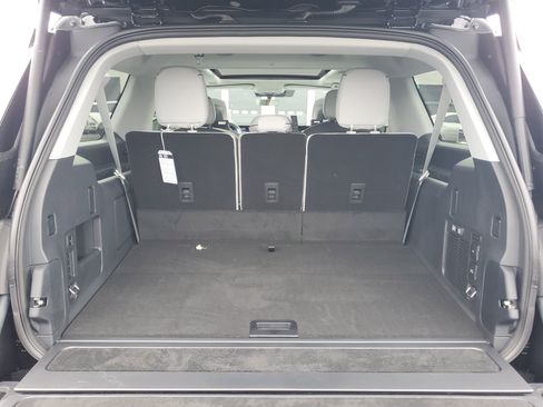 New 2025 Lincoln Navigator L Black Label image 33