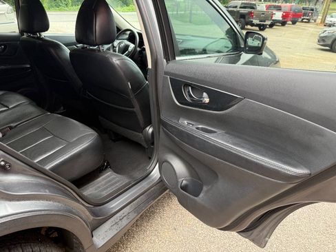 Used 2014 Nissan Rogue SL w/ SL Premium Package AWD/4WD image 19