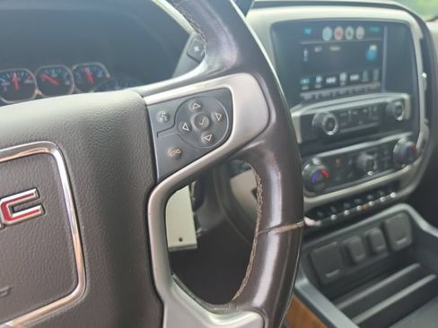 Used 2018 GMC Sierra 1500 SLT AWD/4WD image 16