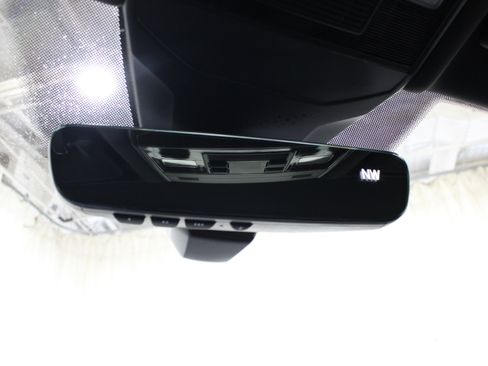 Used 2025 Volkswagen Jetta Sport image 20