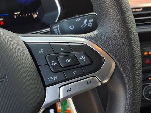 Certified 2023 Volkswagen Jetta S image 33