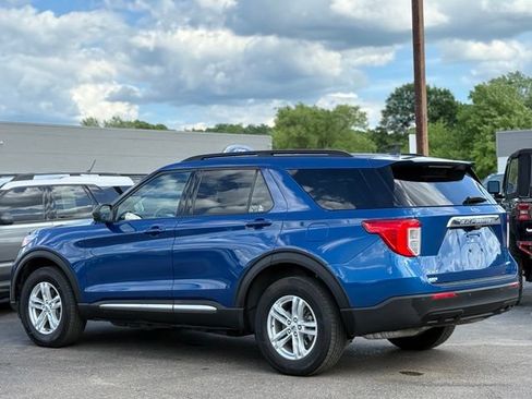 Certified 2023 Ford Explorer XLT w/ Equipment Group 202A AWD/4WD image 39