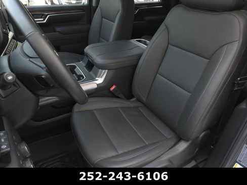 Used 2026 Chevrolet Silverado 2500 LTZ w/ LTZ Premium Package image 10