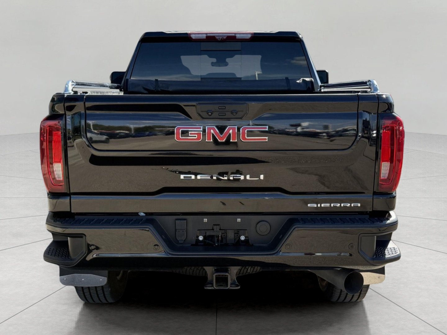 Used 2023 GMC Sierra 3500 Denali w/ Denali Black Diamond Edition AWD/4WD image 11