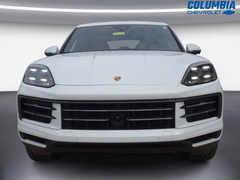 Used 2024 Porsche Cayenne S AWD/4WD image 7