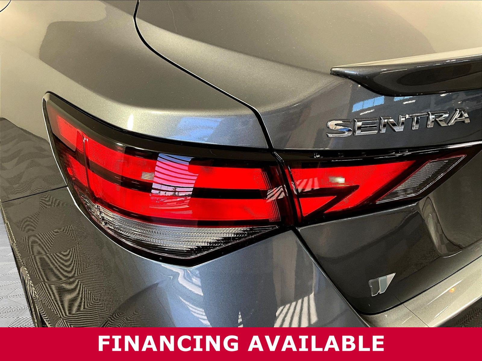 Used 2023 Nissan Sentra SR w/ Electronics Package FWD image 21