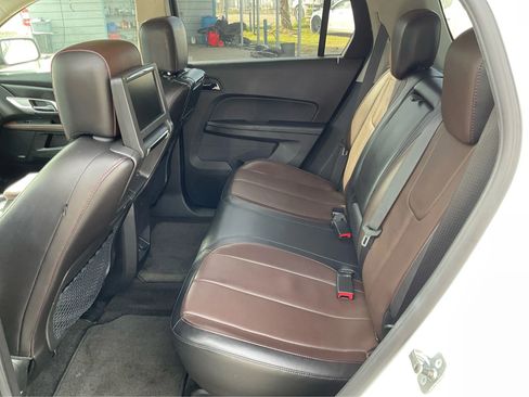 Used 2010 GMC Terrain SLT w/ Cargo Package image 10
