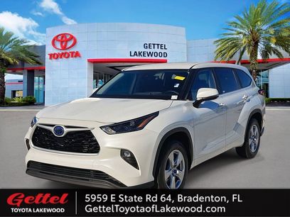 Certified 2023 Toyota Highlander LE