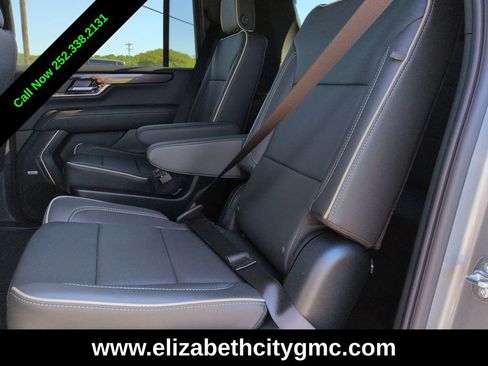 New 2026 GMC Yukon XL Elevation w/ LPO, Elevation Black Package AWD/4WD image 16