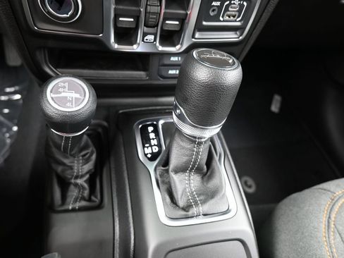 New 2026 Jeep Gladiator Sport image 19