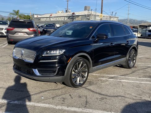 Used 2019 Lincoln Nautilus Reserve image 2