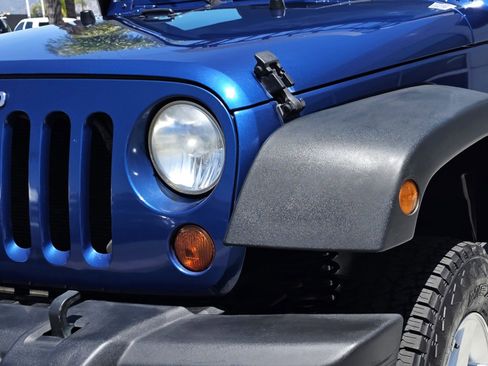 Used 2010 Jeep Wrangler Sport AWD/4WD image 8