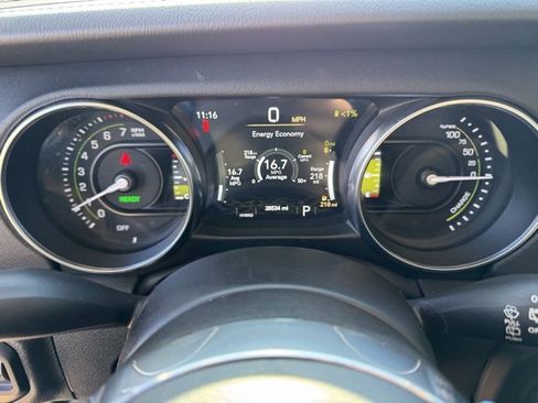 Used 2023 Jeep Wrangler Unlimited Rubicon 4xe w/ Steel Bumper Group image 17