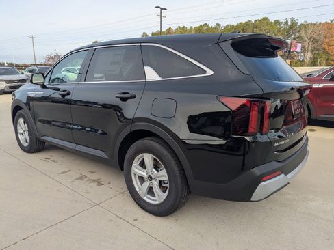 New 2026 Kia Sorento LX image 3