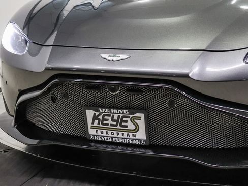 Used 2020 Aston Martin V8 Vantage Coupe RWD image 8