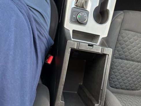 Used 2019 Chevrolet Blazer LT image 27