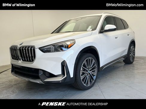 New 2026 BMW X1 xDrive28i w/ Technology Package AWD/4WD image 1
