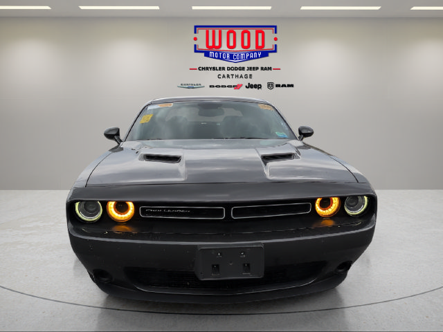 Used 2021 Dodge Challenger SXT RWD image 8