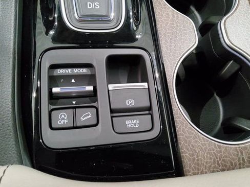 New 2026 Honda Pilot Elite image 30