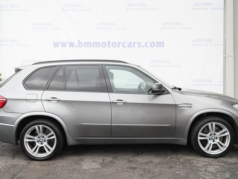 Used 2011 BMW X5 M image 7