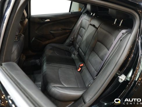 Used 2017 Chevrolet Cruze Premier image 26