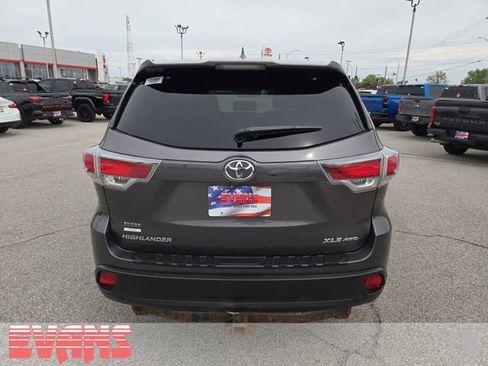 Used 2016 Toyota Highlander XLE AWD/4WD image 30