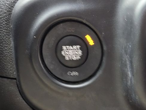 Used 2022 Jeep Wrangler Unlimited Rubicon w/ Xtreme Recon 35" Tire Package image 24