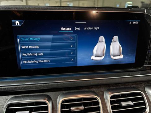 New 2026 Mercedes-Benz GLS 580 4MATIC image 36