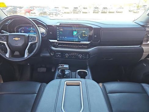 Used 2022 Chevrolet Silverado 1500 LTZ w/ Technology Package image 13