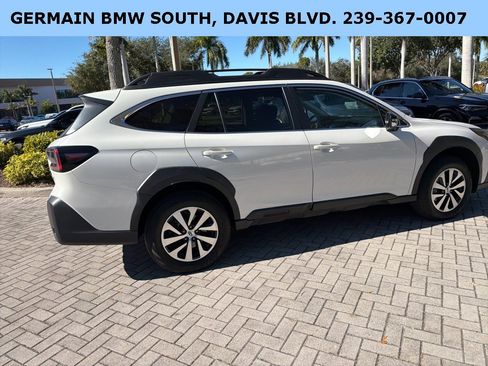 Used 2023 Subaru Outback Premium image 6