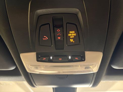 Used 2018 BMW X5 xDrive40e AWD/4WD image 43