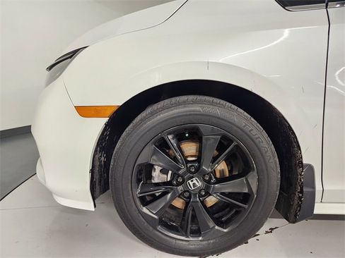 Used 2024 Honda Odyssey Sport image 11