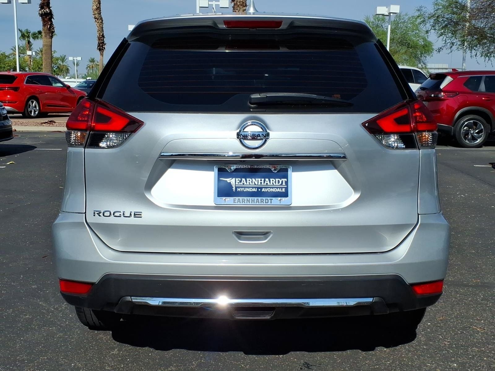 Used 2018 Nissan Rogue S FWD image 4