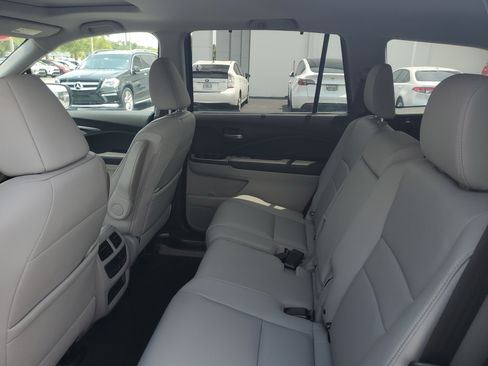Used 2021 Honda Pilot EX-L image 11