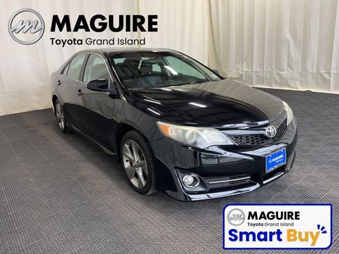 Used 2012 Toyota Camry SE FWD image 36