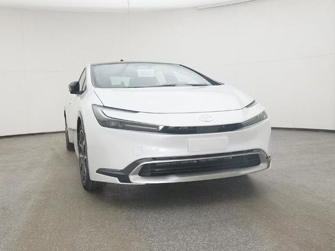 New 2026 Toyota Prius Plug-In Hybrid image 31