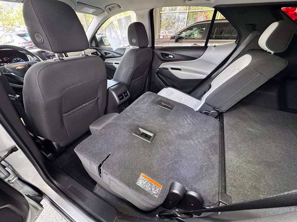 Used 2021 Chevrolet Equinox LS w/ LS Convenience Package AWD/4WD image 37