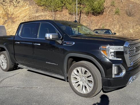 Used 2022 GMC Sierra 1500 Denali w/ Denali Premium Package image 1