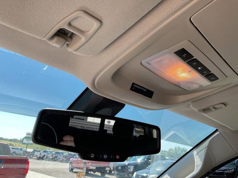 Used 2020 GMC Canyon SLE w/ Elevation Edition image 19