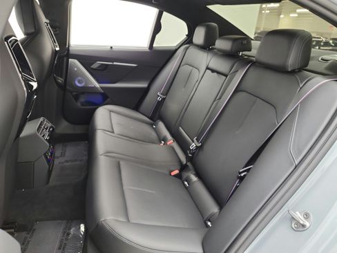 Used 2025 BMW M5 w/ Carbon Package AWD/4WD image 13