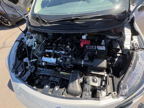 Used 2025 Nissan Versa SV FWD image 31