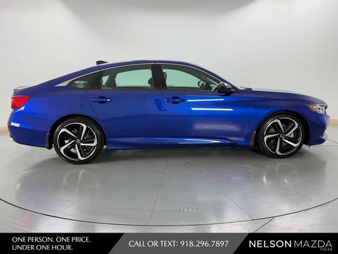 Used 2022 Honda Accord Sport image 5