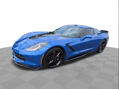 Certified 2019 Chevrolet Corvette Stingray Coupe w/ 2LT Preferred Equipment Group RWD image 8