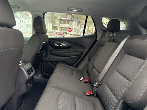Used 2024 GMC Terrain SLE image 13