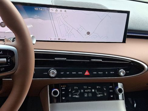 New 2026 Genesis GV70 2.5T Advanced image 16