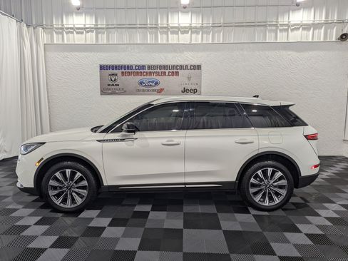Used 2021 Lincoln Corsair Reserve w/ Elements Package AWD/4WD image 2
