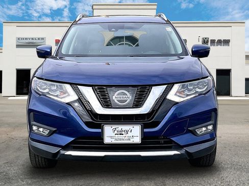 Used 2017 Nissan Rogue SL w/ SL Premium Package image 3